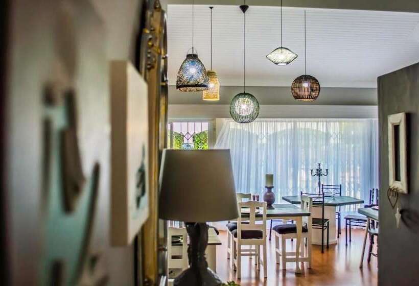 ペンション Oh So You Guesthouse