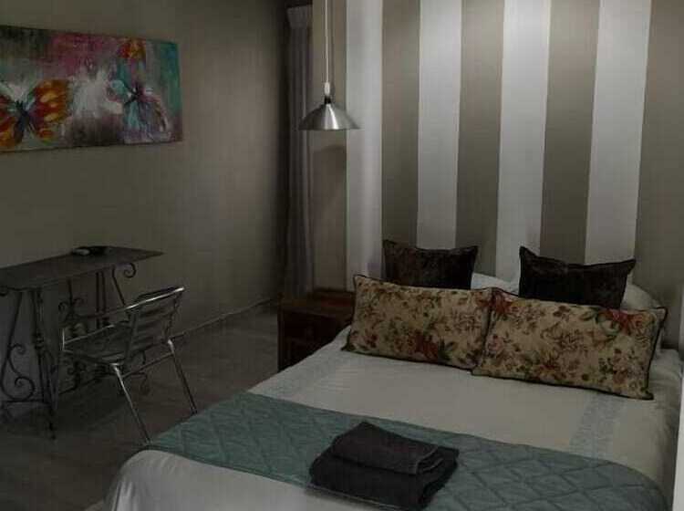 ペンション Oh So You Guesthouse