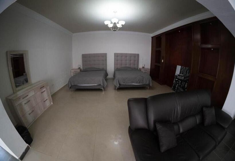 פנסיון Room In Lodge   18 Large Apartment For 2 People