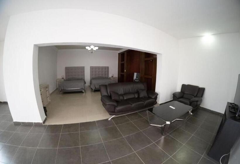 פנסיון Room In Lodge   18 Large Apartment For 2 People