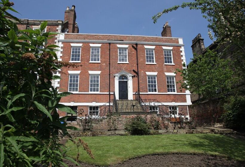 펜션 Thistlebank Townhouse