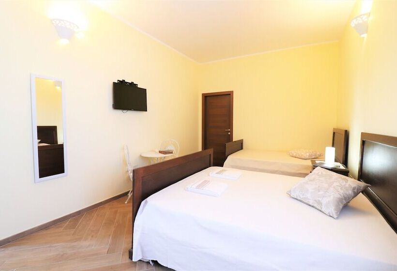 بنسيون Triple Comfort Pink Grapefruit