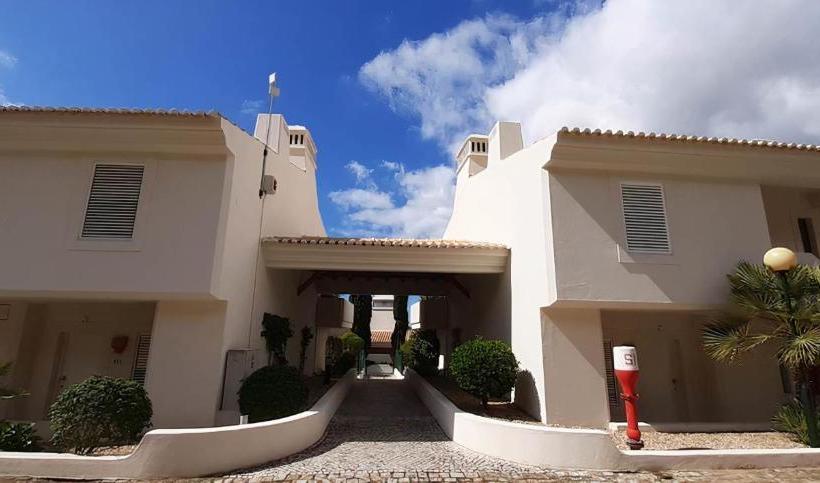 Pestana Porches Praia