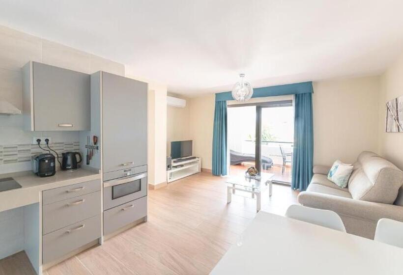 Pueblo Evita Premium Suites