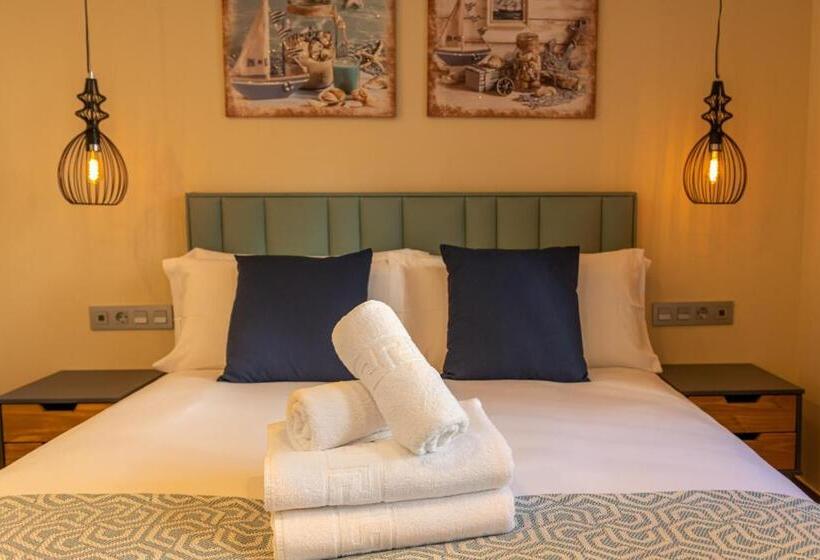 Pueblo Evita Premium Suites