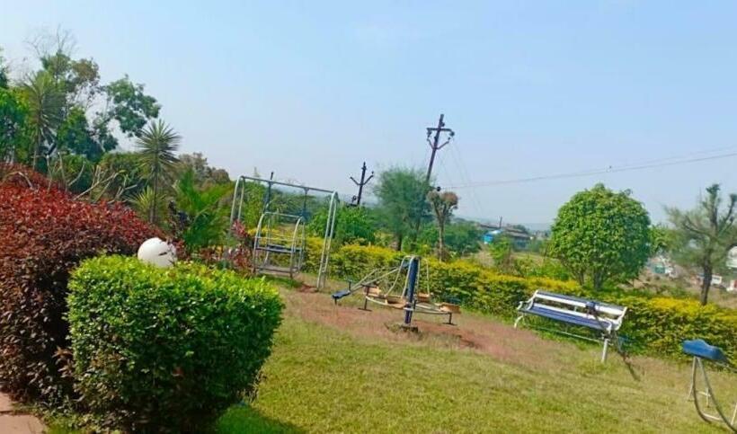 אתר נופש Complimentary Water Park Igatpuri