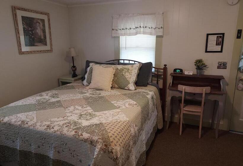 Serenity Motel