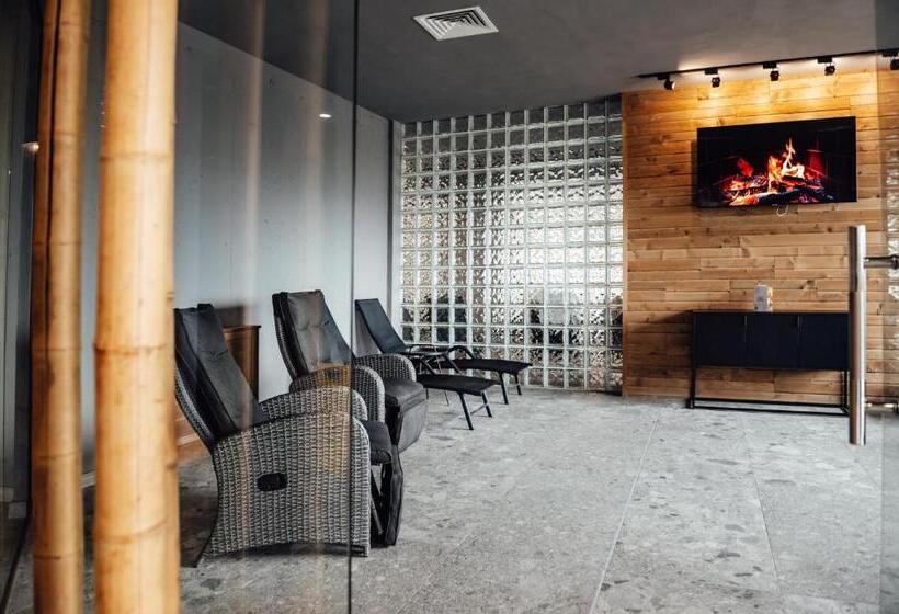 The Five Elements Hotel And Spa