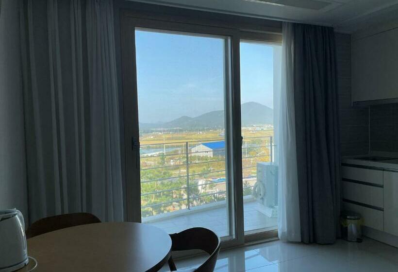 Wando Lumia Hotel & Resort