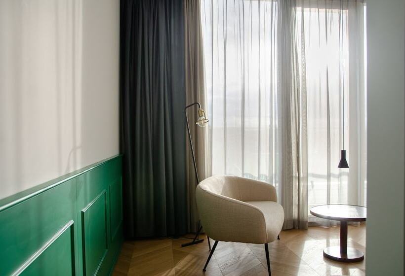 Yalo Urban Boutique Hotel Gent