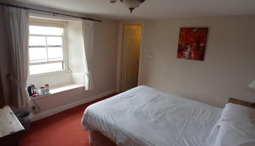 فندق صغير The Kings Arms