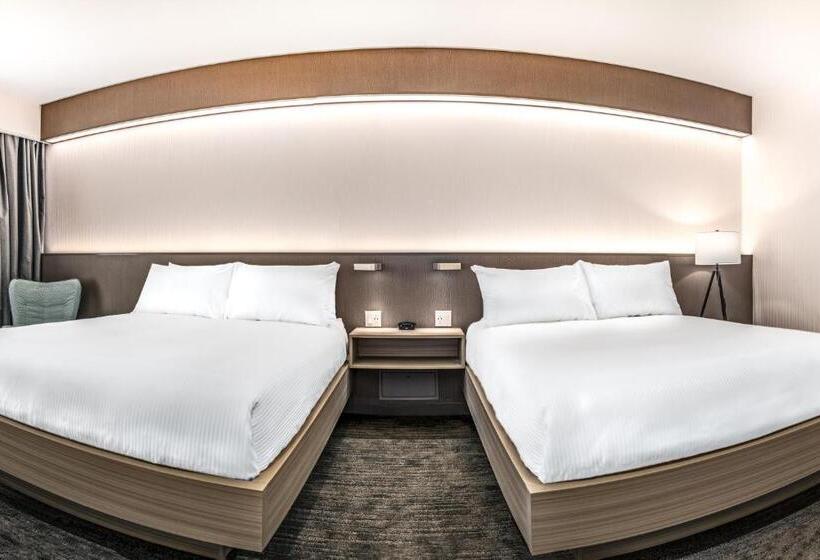 Aqsarniit Hotel And Conference Centre