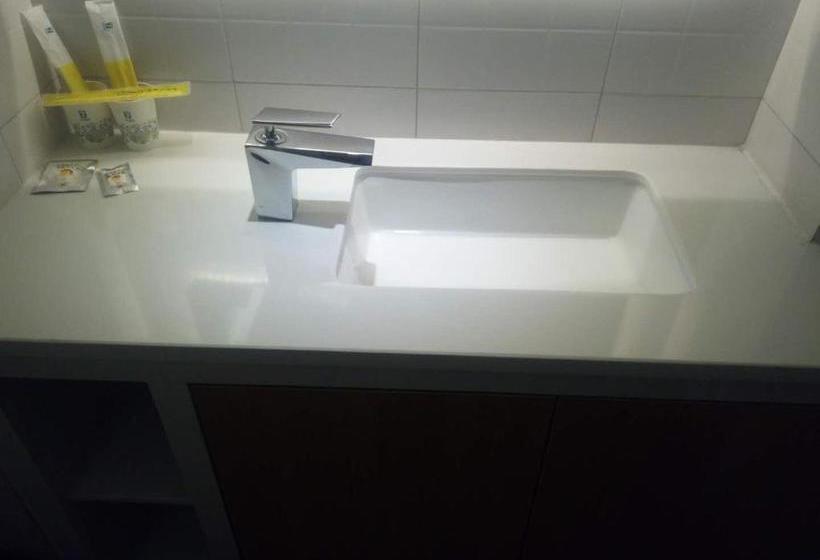 فندق 7days Inn Xiaoyi People's Hospital Branch