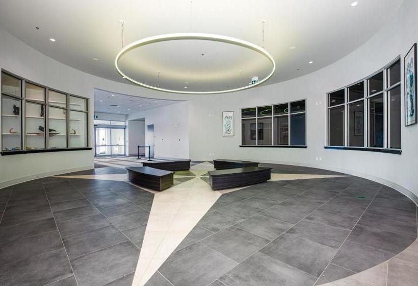 Aqsarniit Hotel And Conference Centre