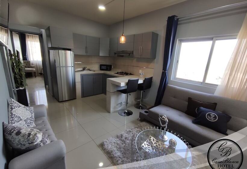 فندق Casa Blanca & Suites