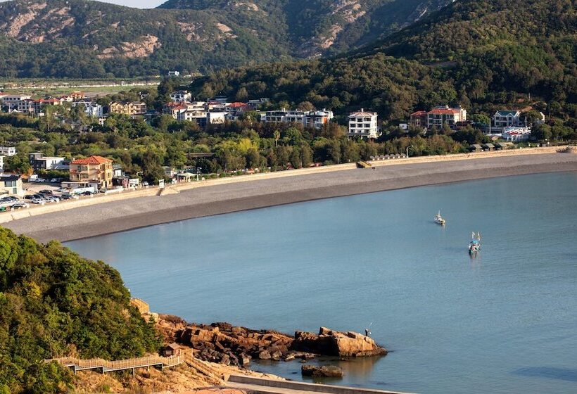 בית מלון כפרי Crowne Plaza Zhoushan Seaview, An Ihg