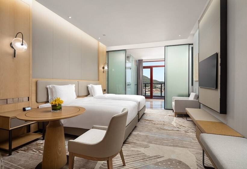 בית מלון כפרי Crowne Plaza Zhoushan Seaview, An Ihg