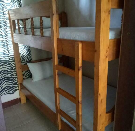 هتل Funky Squids Beach Resort