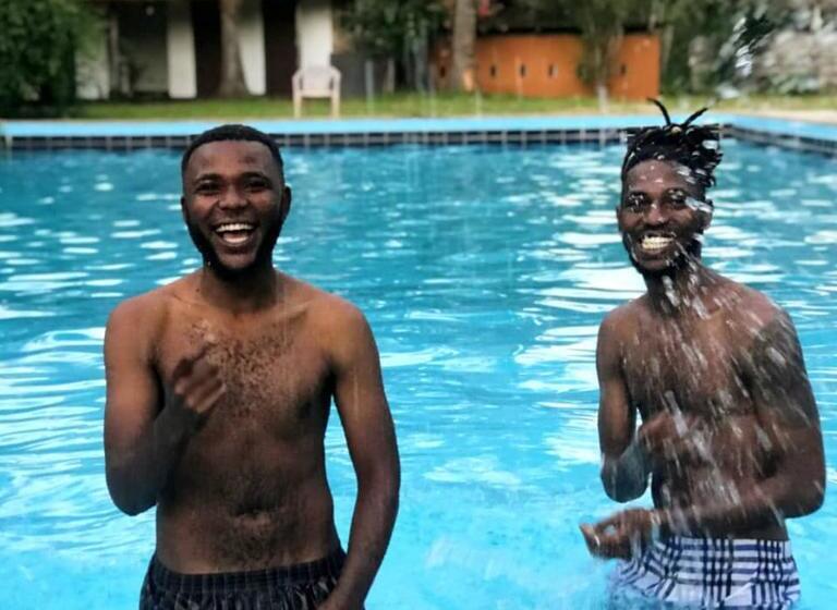 هتل Funky Squids Beach Resort