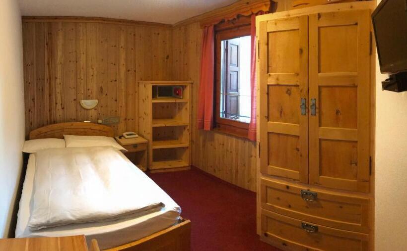 فندق Garni La Casetta