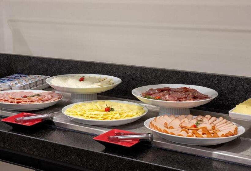 Отель Laghetto Stilo Vita