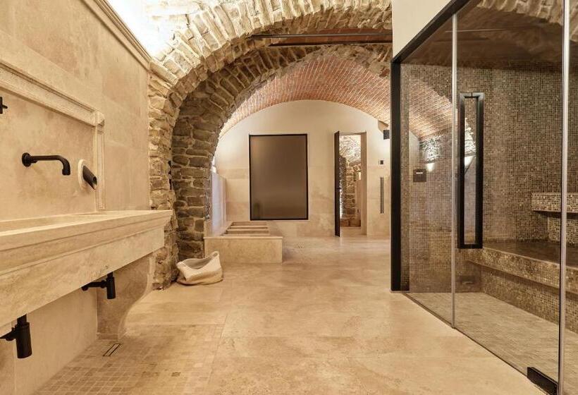 בית מלון כפרי Nordelaia