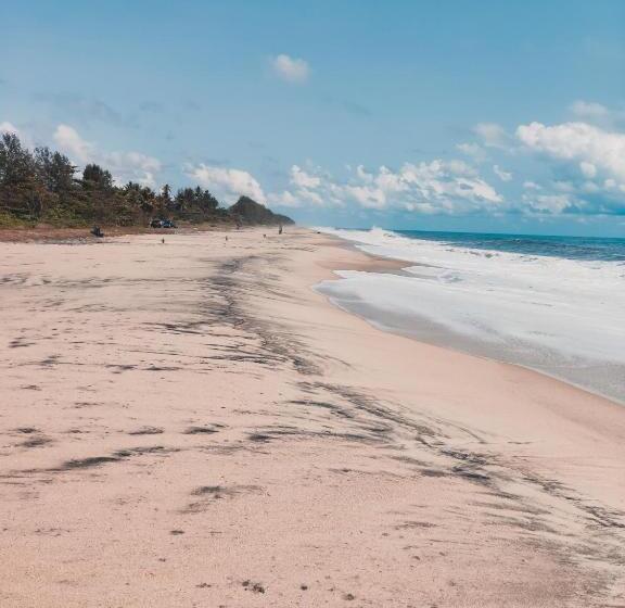 هتل Oceana Hills Residency