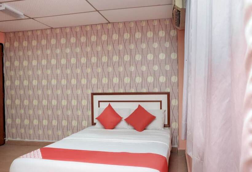 فندق Oyo 90167  Tiara