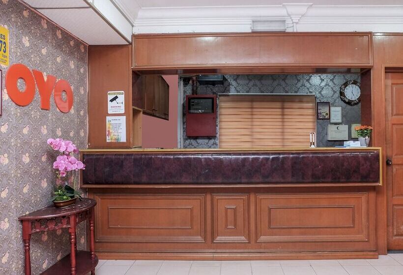 فندق Oyo 90167  Tiara