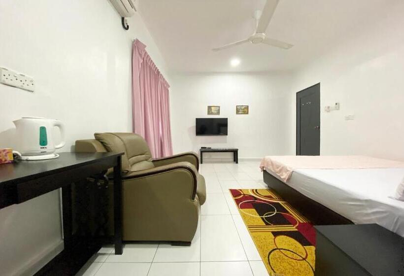 فندق Oyo 90230 Dh Residence