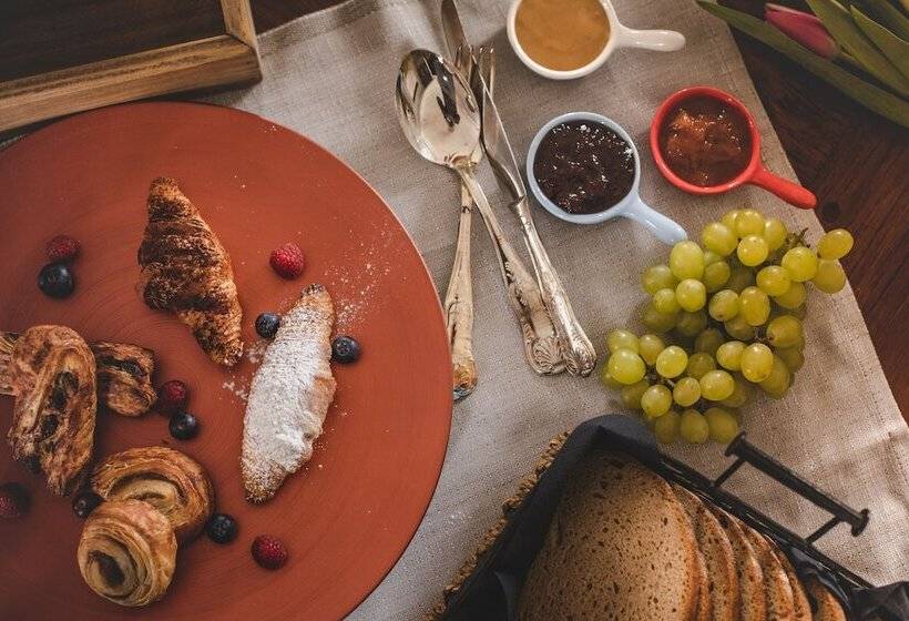 ホテル Relais Almaranto