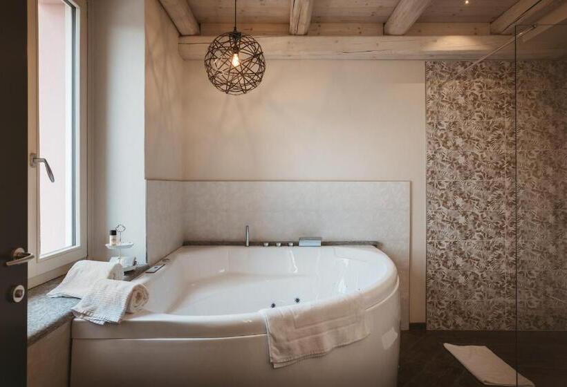 ホテル Relais Almaranto