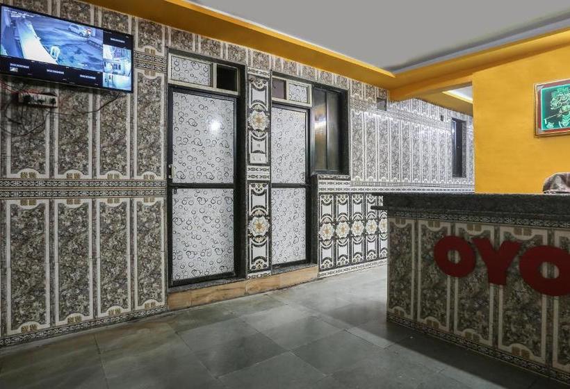 호텔 Spot On 62444 Hanny And Guest House