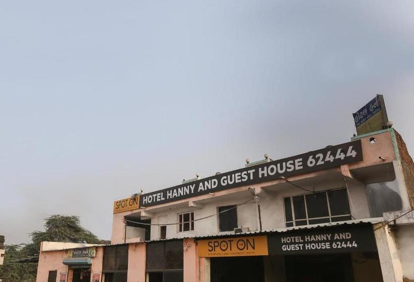 호텔 Spot On 62444 Hanny And Guest House