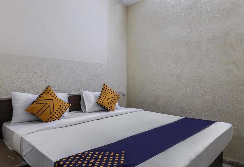 호텔 Spot On 62444 Hanny And Guest House