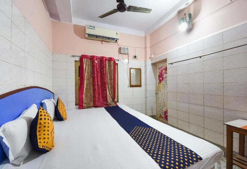 ホテル Spot On 64822 Tirtha Niwas