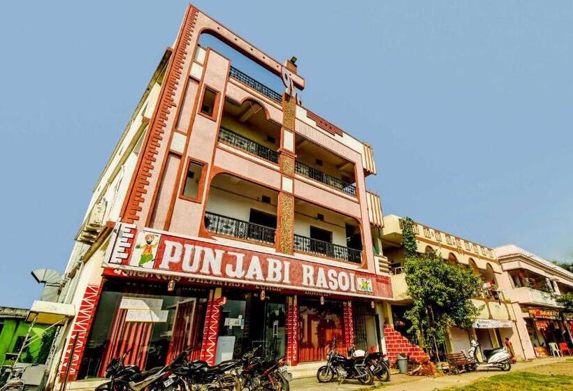 בית מלון כפרי Spot On 76369 Grand