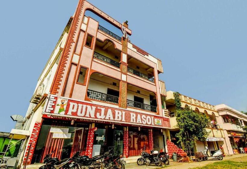 فندق Spot On 76369 Grand