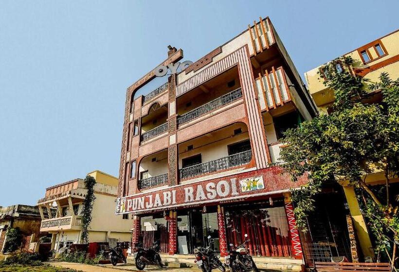 בית מלון כפרי Spot On 76369 Grand