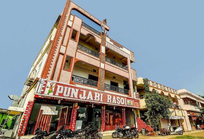 בית מלון כפרי Spot On 76369 Grand