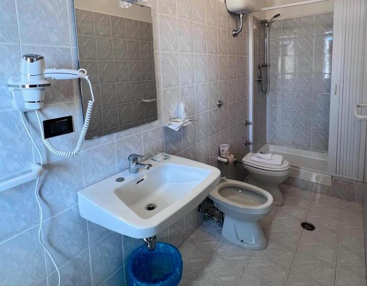 هتل Tea Praia A Mare