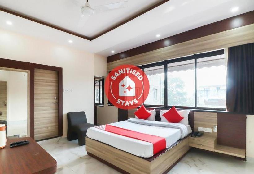 בית מלון כפרי Capital O  7th Heaven