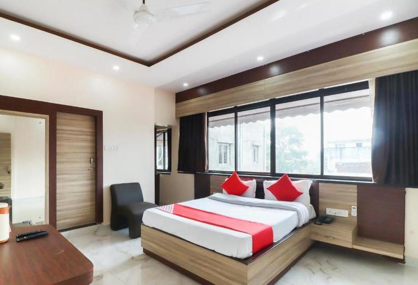 בית מלון כפרי Capital O  7th Heaven