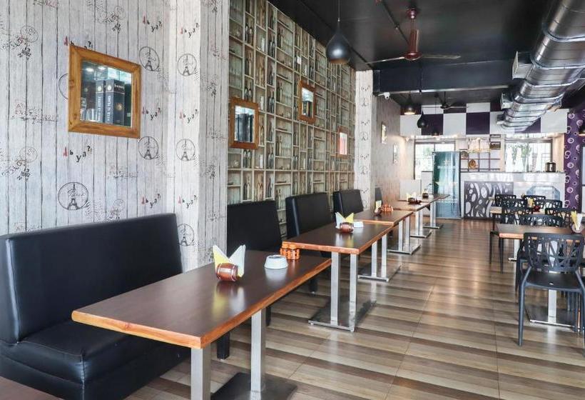 בית מלון כפרי Capital O  7th Heaven