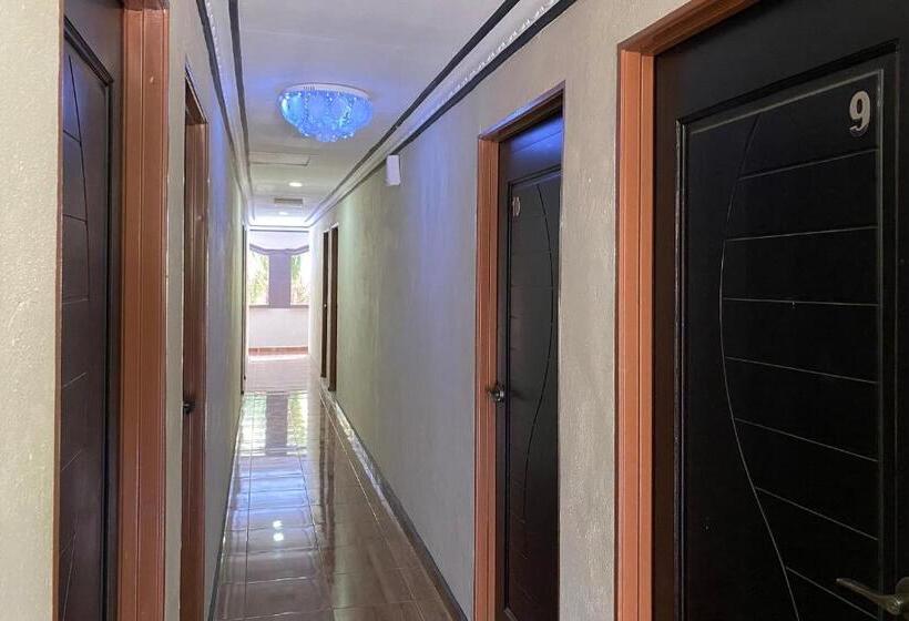 Oyo 90205 Bayu Sintok Motel