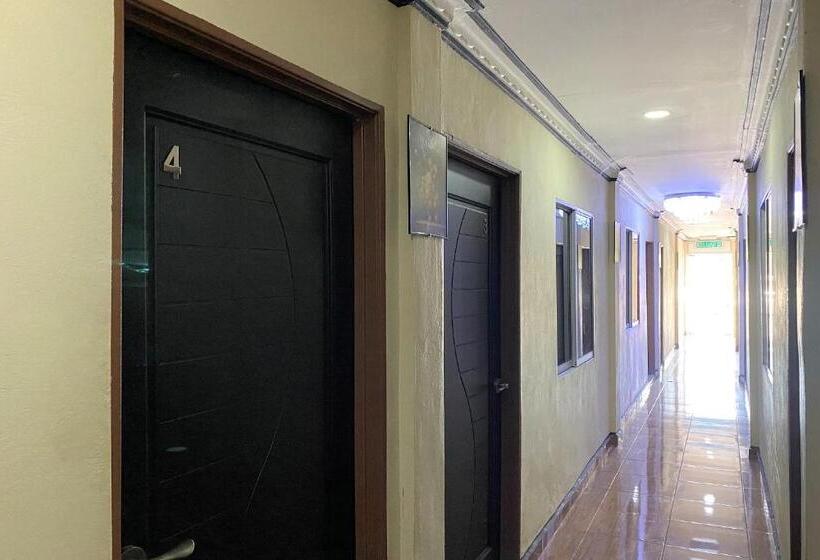 Oyo 90205 Bayu Sintok Motel