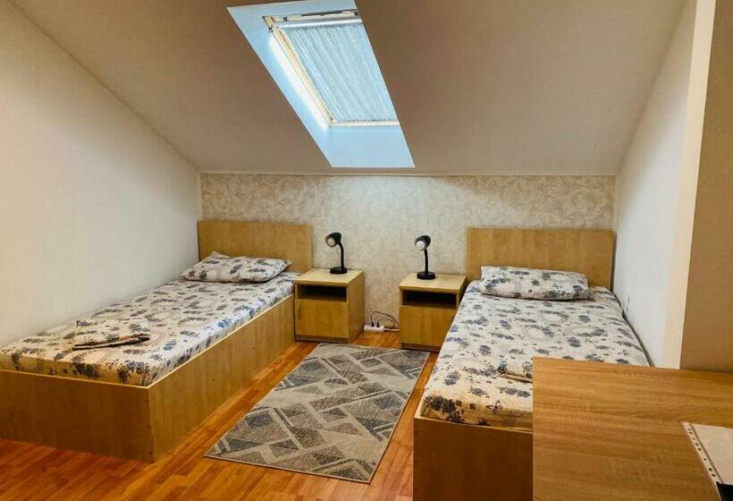 膳宿费 Casa Adriana