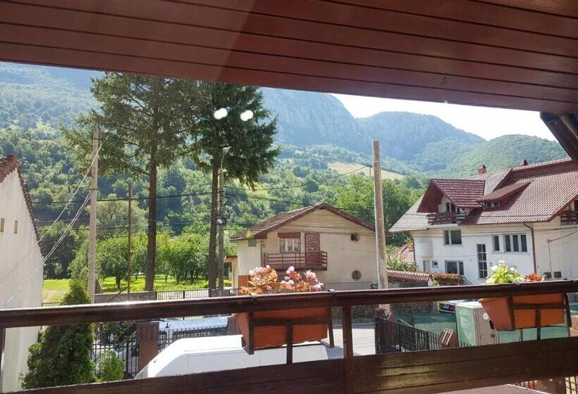 膳宿费 Casa Adriana