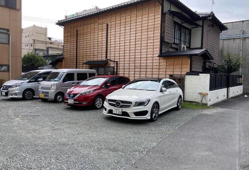 膳宿费 Okiya Guest House & Tapas Bar