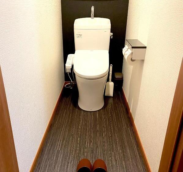 膳宿费 Okiya Guest House & Tapas Bar